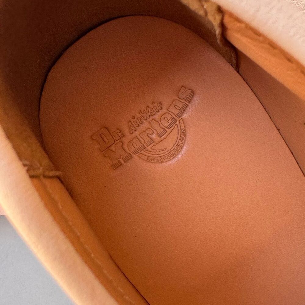 Dr. Martens Adrian Virginia Leather Tassel Loafers Vintage Taupe Women 9 Retro - Picture 10 of 14